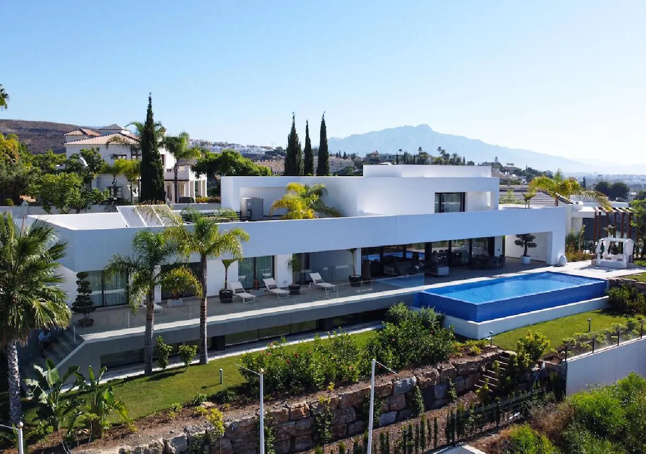 Modern Luxury Villa In Los Flamingos contacts